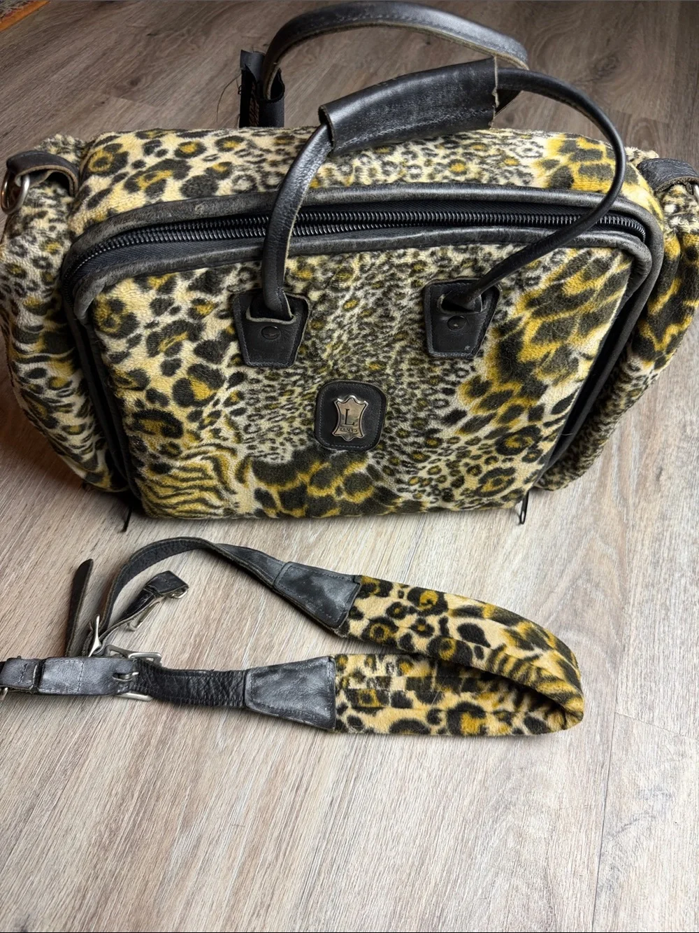 Rare Vintage Levy’s Leather Leopard Print Travel Messenger Bag